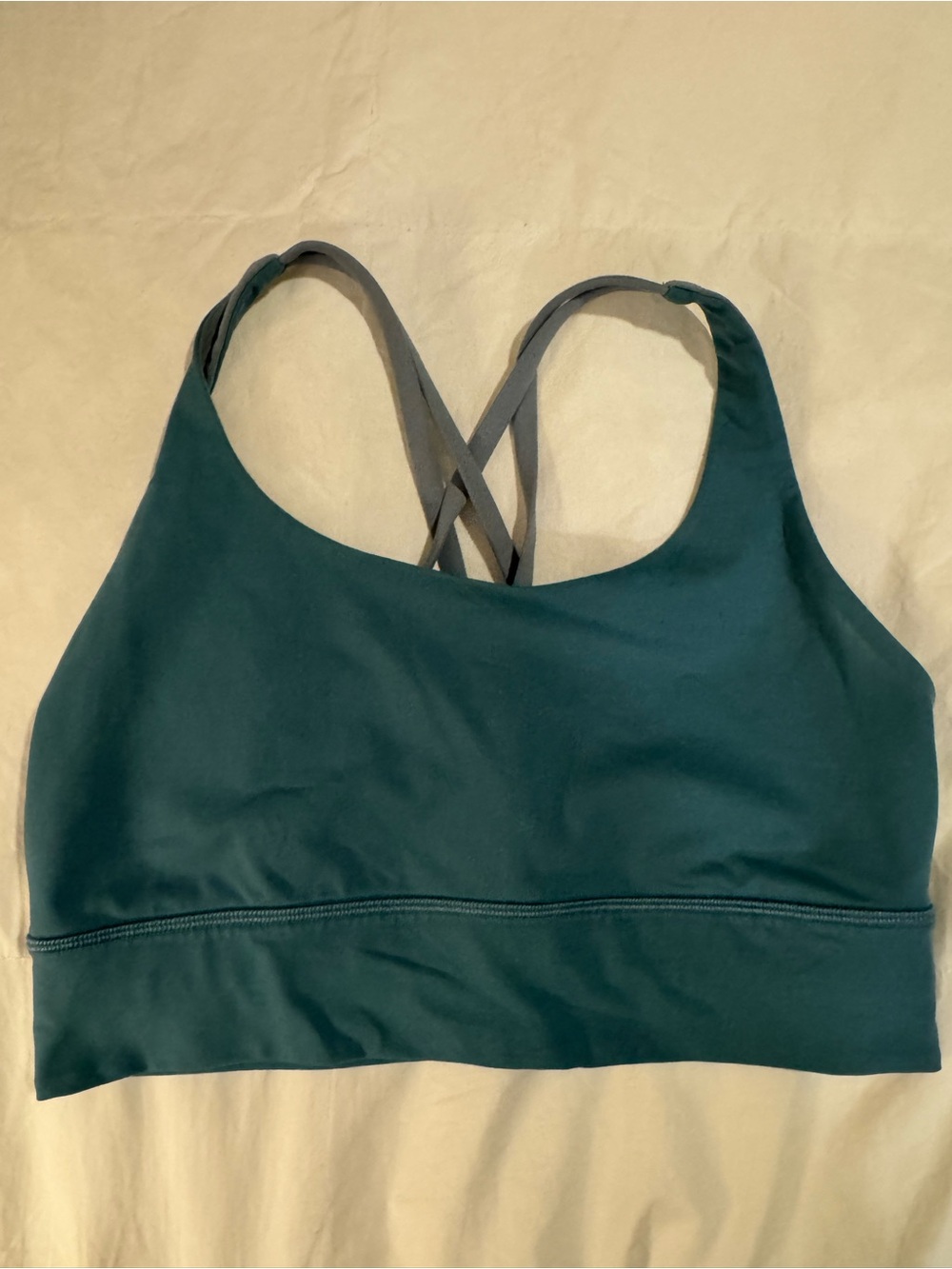 EUC - Lululemon Energy bra- size 8
